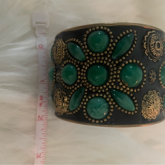 Brass & Emerald Green Statement Bracelet - Picture 3 of 4